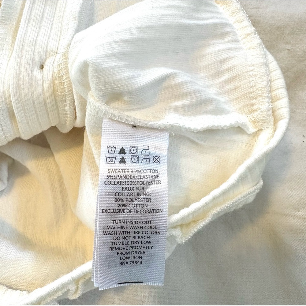 2 piece Cupcakes & Cashmere Infant Set size 3-6 months - Picture 6 of 6
